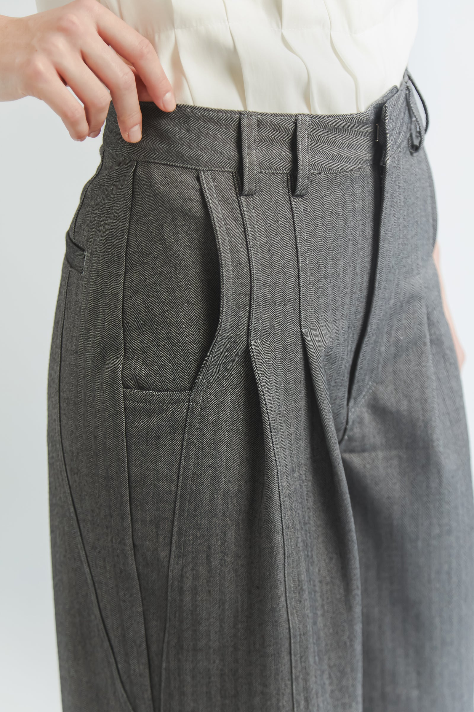 NOA PANTS GREY